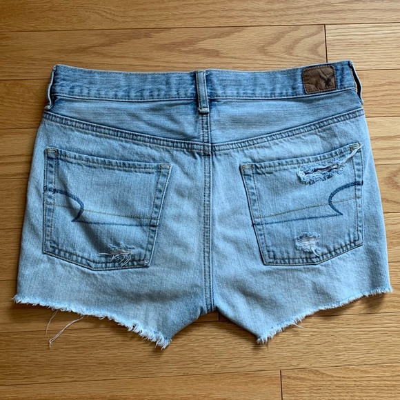 American Eagle AEO Denim Light Wash Shorts - Picture 3 of 5